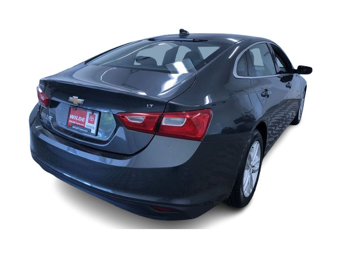Thumbnail: 2016 Chevrolet Malibu - 31