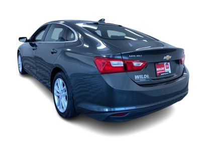 Thumbnail: 2016 Chevrolet Malibu - 4