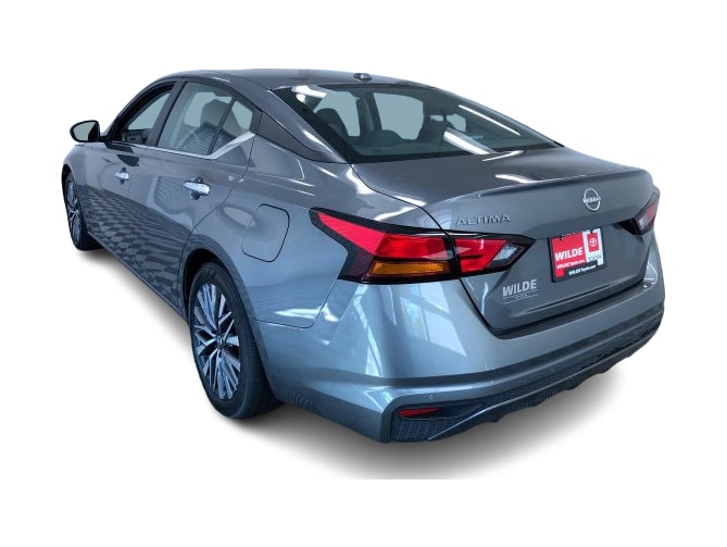 Thumbnail: 2025 Nissan Altima - 24