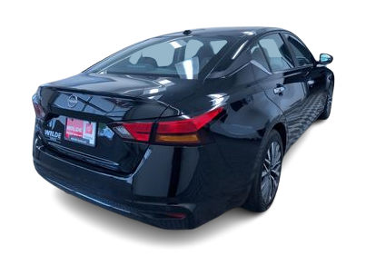 Thumbnail: 2025 Nissan Altima - 22