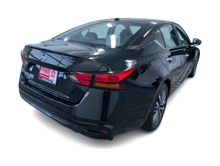 Thumbnail: 2025 Nissan Altima - 33