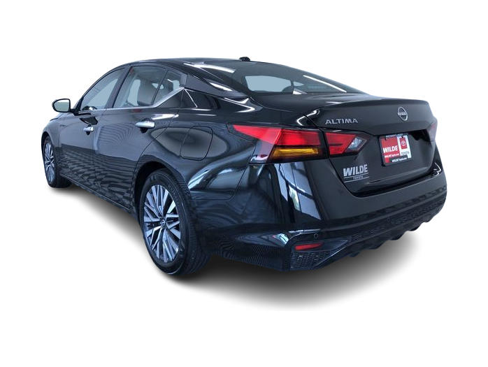 Thumbnail: 2025 Nissan Altima - 4