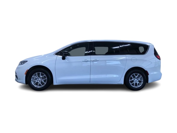 Thumbnail: 2025 Chrysler Pacifica - 22