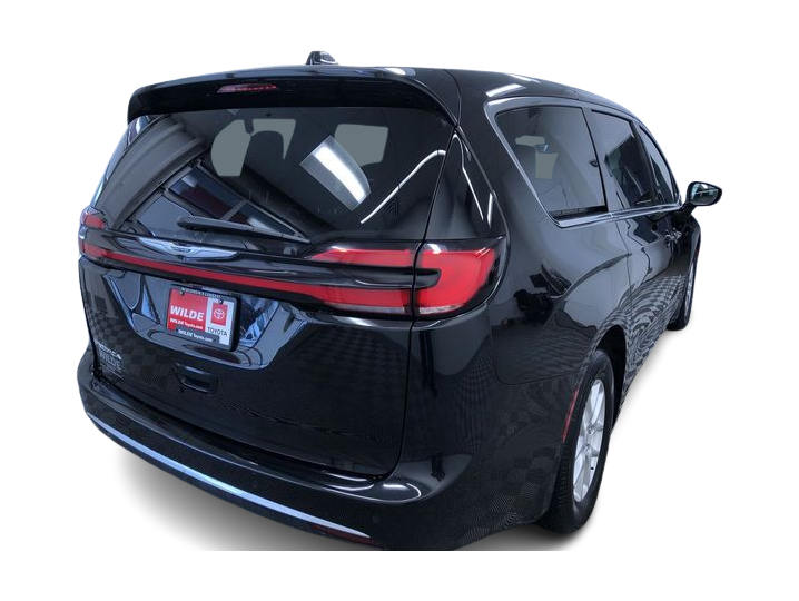 Thumbnail: 2025 Chrysler Pacifica - 26