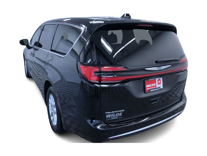 Thumbnail: 2025 Chrysler Pacifica - 4