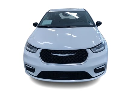 Thumbnail: 2024 Chrysler Pacifica - 6