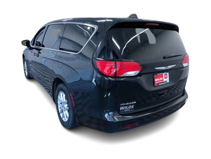 Thumbnail: 2024 Chrysler Voyager - 4