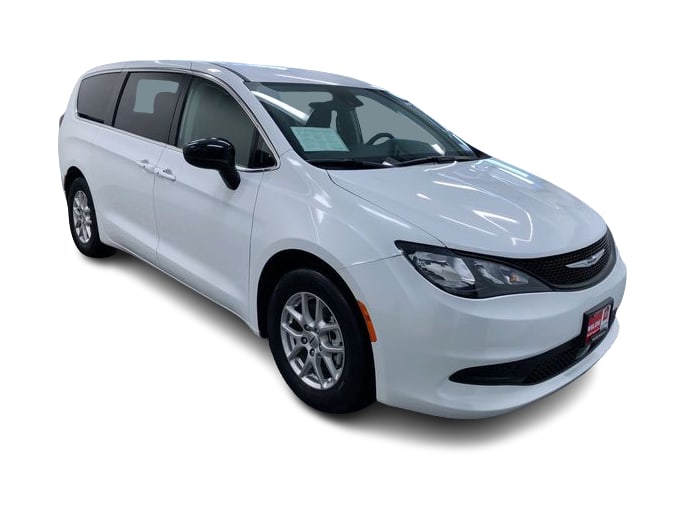 Thumbnail: 2024 Chrysler Voyager - 38