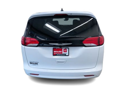 Thumbnail: 2024 Chrysler Voyager - 5
