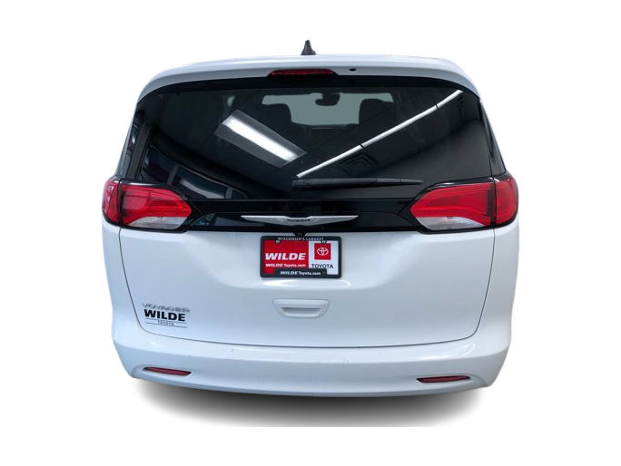 Thumbnail: 2024 Chrysler Voyager - 26