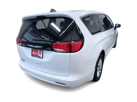 Thumbnail: 2024 Chrysler Voyager - 23