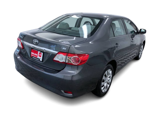 Thumbnail: 2013 Toyota Corolla - 30