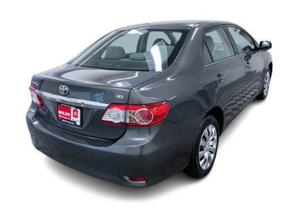 Thumbnail: 2013 Toyota Corolla - 22