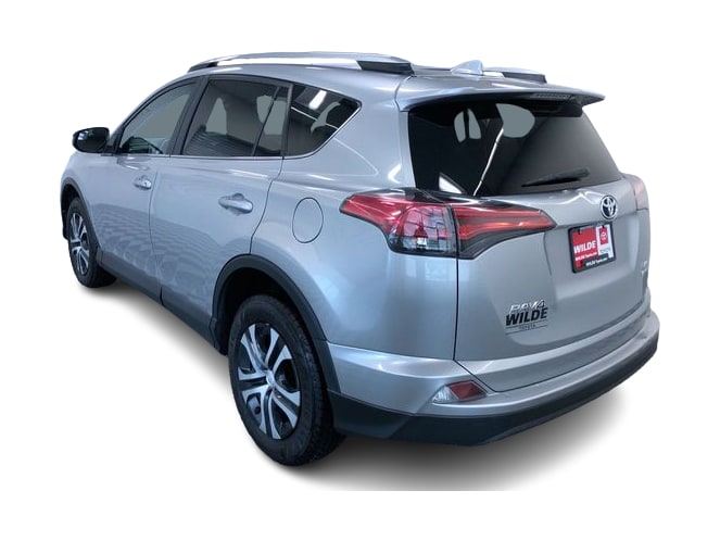 Thumbnail: 2017 Toyota RAV4 - 26