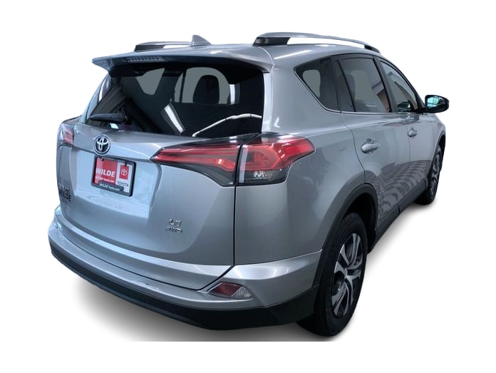 Thumbnail: 2017 Toyota RAV4 - 35
