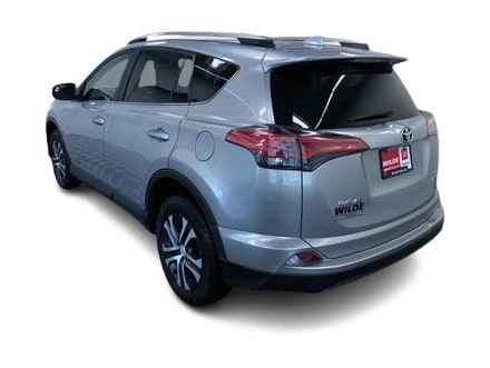 Thumbnail: 2017 Toyota RAV4 - 4
