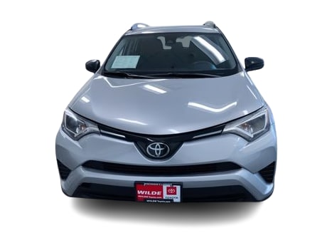 Thumbnail: 2017 Toyota RAV4 - 6