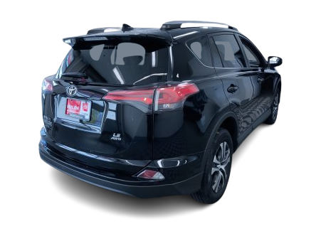 Thumbnail: 2018 Toyota RAV4 - 23