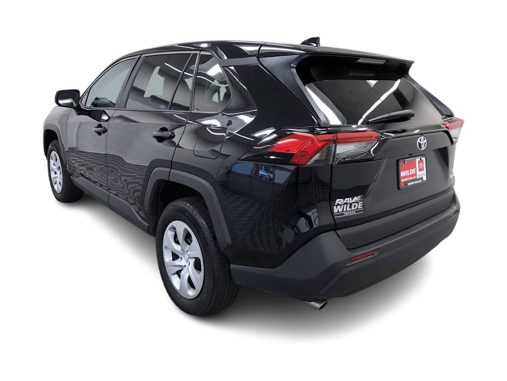 2024 Toyota RAV4 LE 23