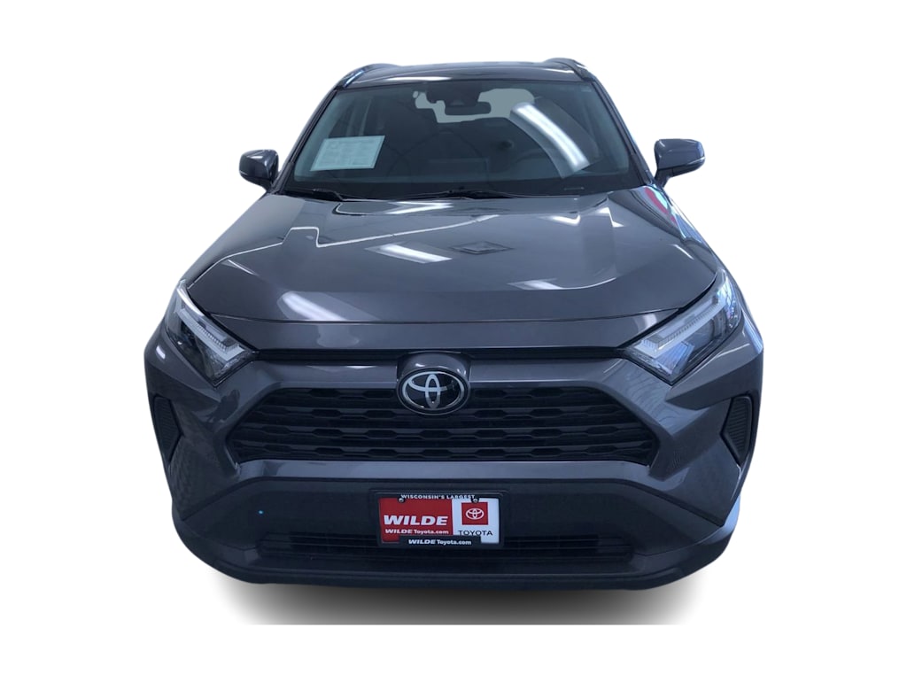 2024 Toyota RAV4 XLE 28