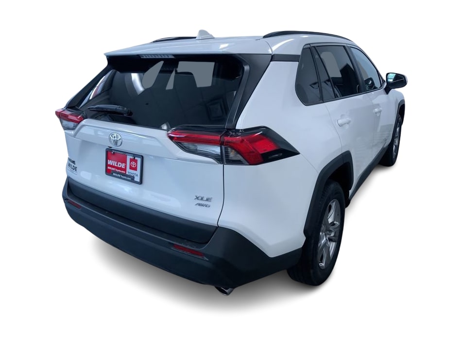 2024 Toyota RAV4 XLE 21