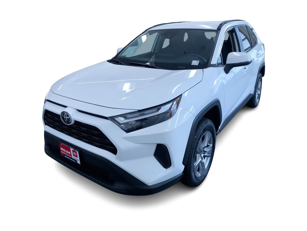 2024 Toyota RAV4 XLE 20