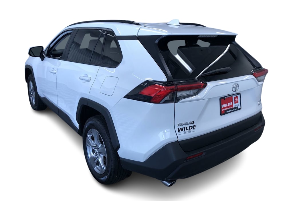 2024 Toyota RAV4 XLE 23
