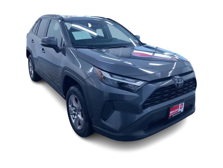 2024 Toyota RAV4 XLE 20