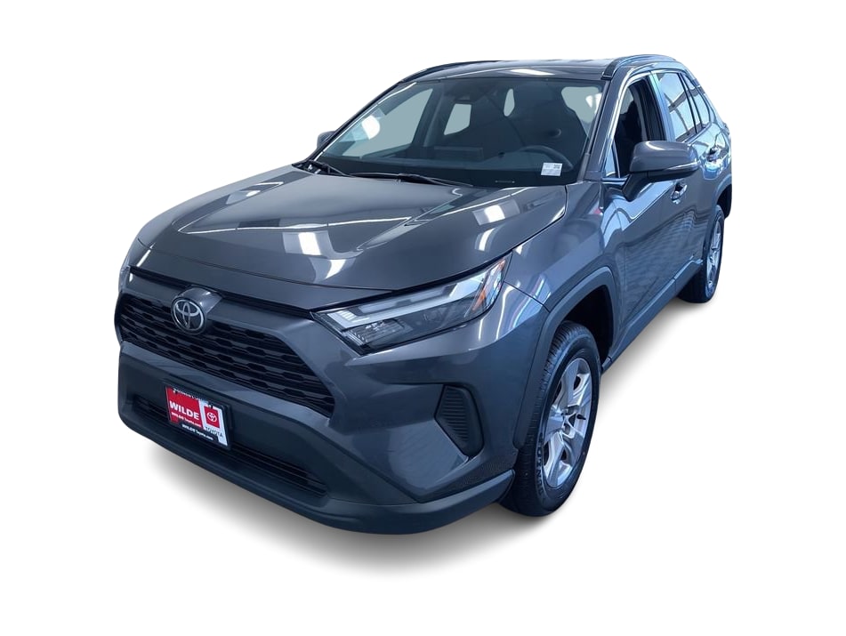 2024 Toyota RAV4 XLE 21