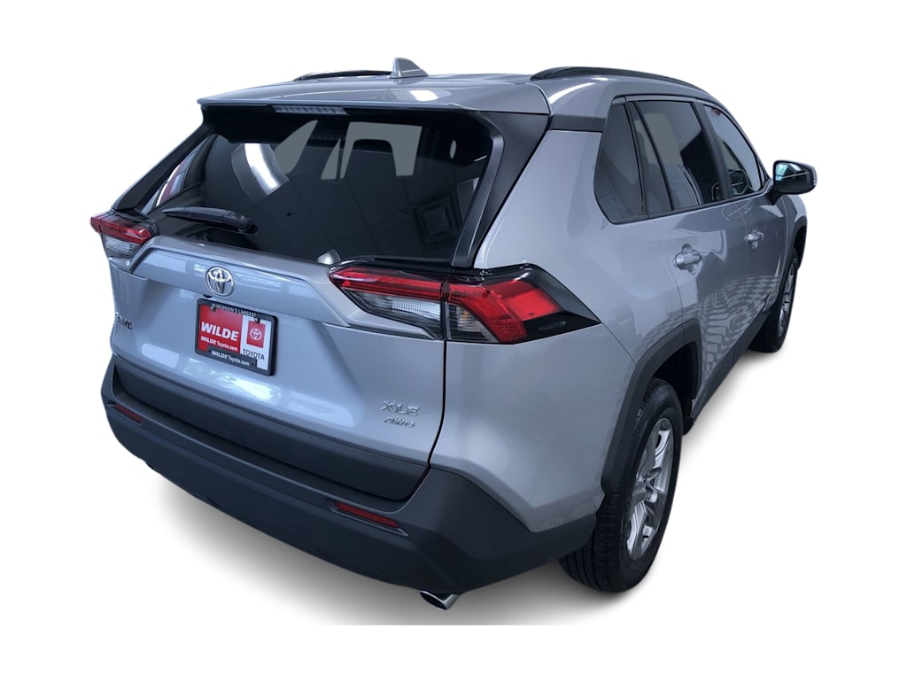 2024 Toyota RAV4 XLE 33