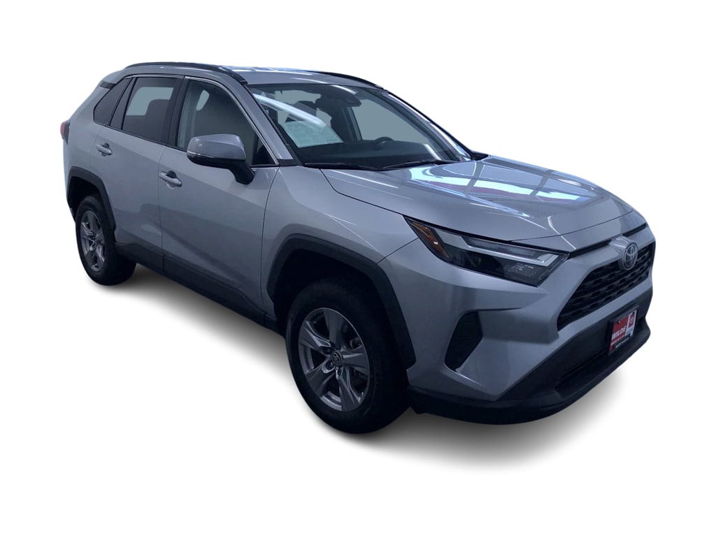 2024 Toyota RAV4 XLE 35
