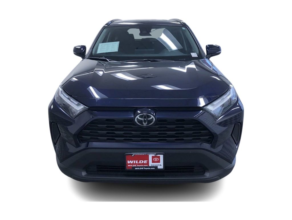 2024 Toyota RAV4 XLE 28
