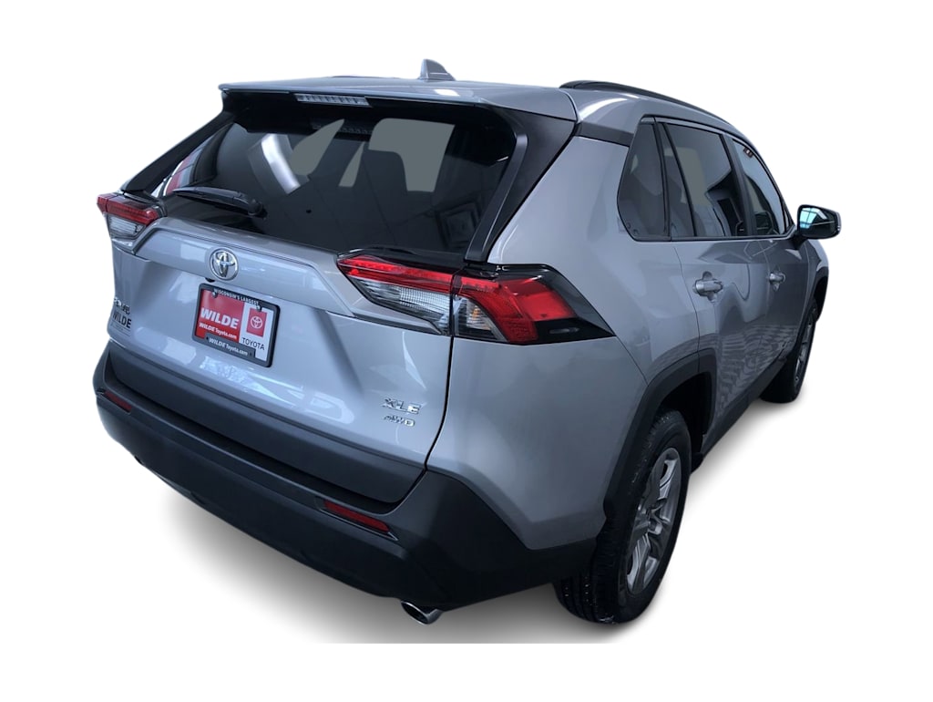 2024 Toyota RAV4 XLE 36