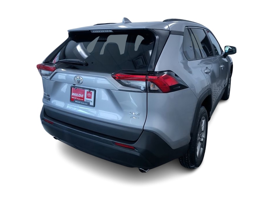 2024 Toyota RAV4 XLE 22