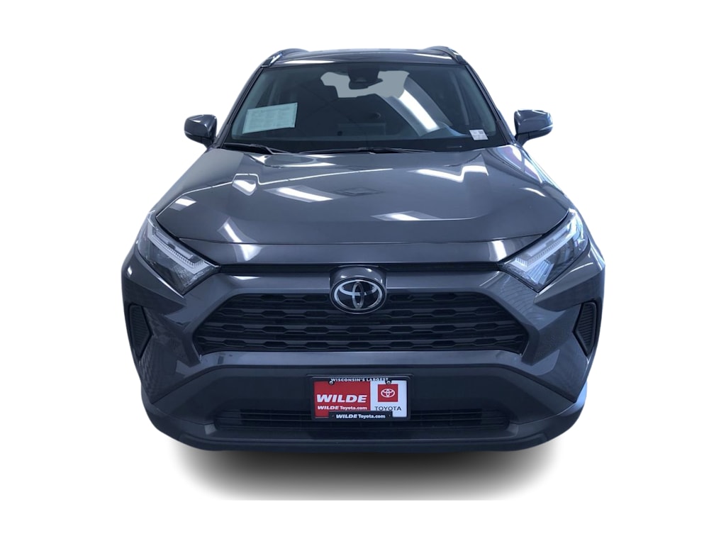 2024 Toyota RAV4 XLE 27