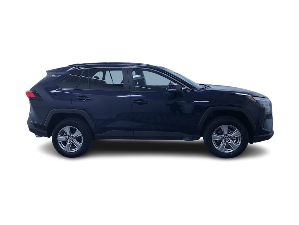 2024 Toyota RAV4 XLE 37