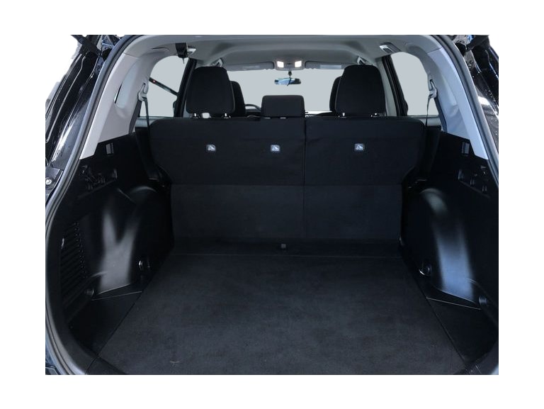 Thumbnail: 2016 Toyota RAV4 - 16