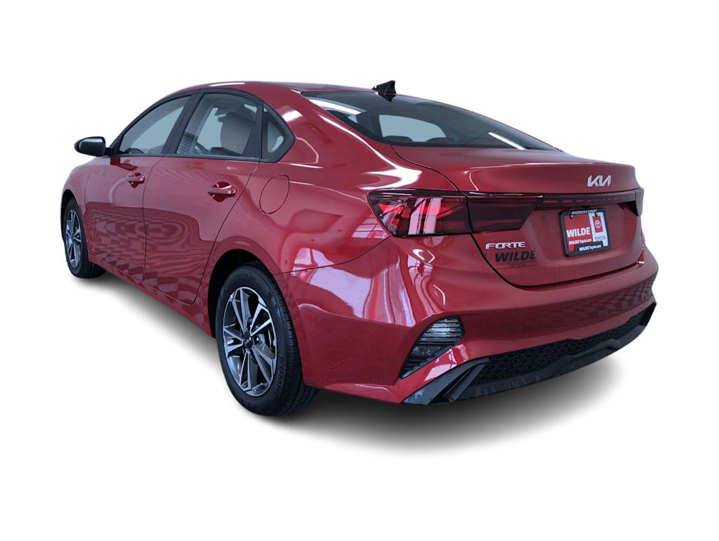 2024 Kia Forte LXS 4