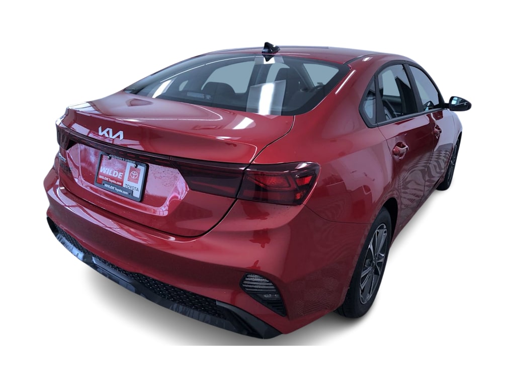 2024 Kia Forte LXS 34