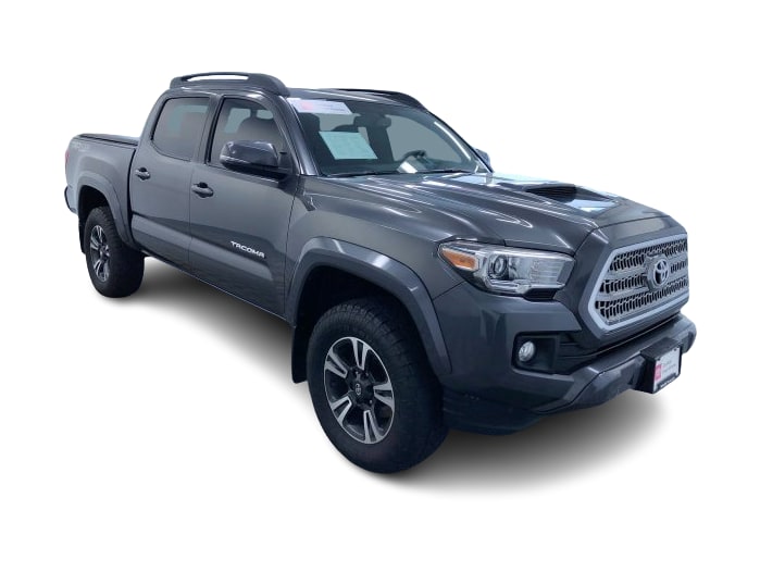 Thumbnail: 2017 Toyota Tacoma - 20