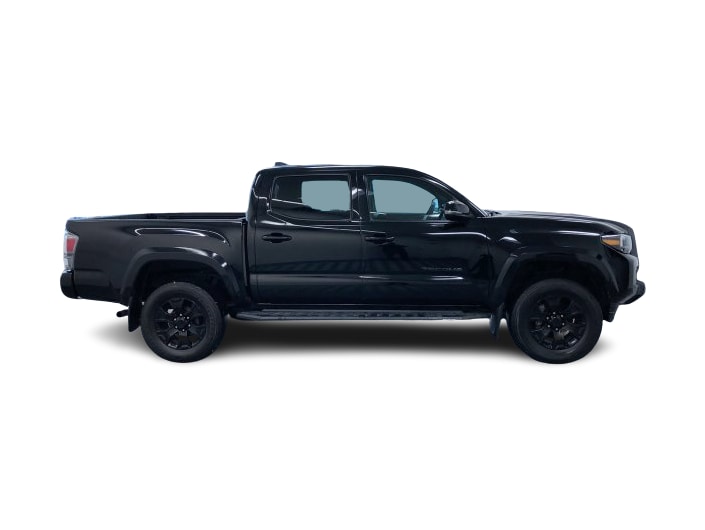 Thumbnail: 2023 Toyota Tacoma - 19
