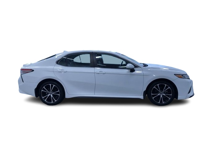 Thumbnail: 2019 Toyota Camry - 30