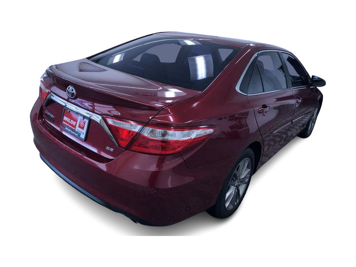 Thumbnail: 2015 Toyota Camry - 32