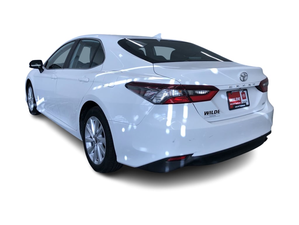 2023 Toyota Camry LE 4