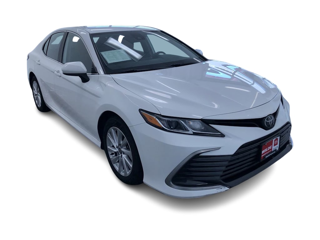 2023 Toyota Camry LE 38