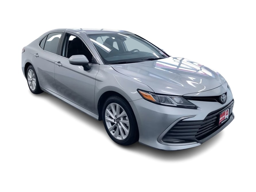 2024 Toyota Camry LE 20