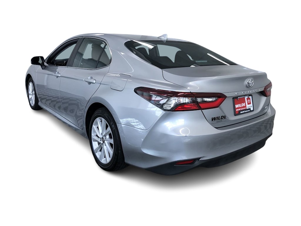 2024 Toyota Camry LE 24