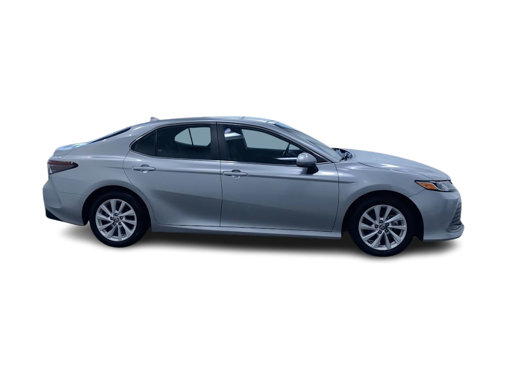 2024 Toyota Camry LE 19
