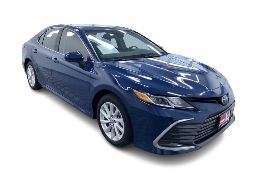 2024 Toyota Camry LE 20