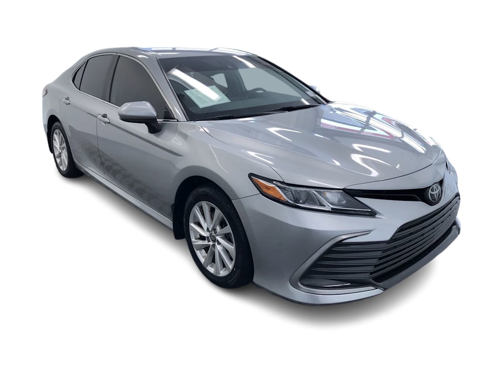 2022 Toyota Camry LE 33